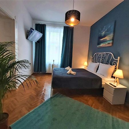 92 Residence Brasov Luaran gambar