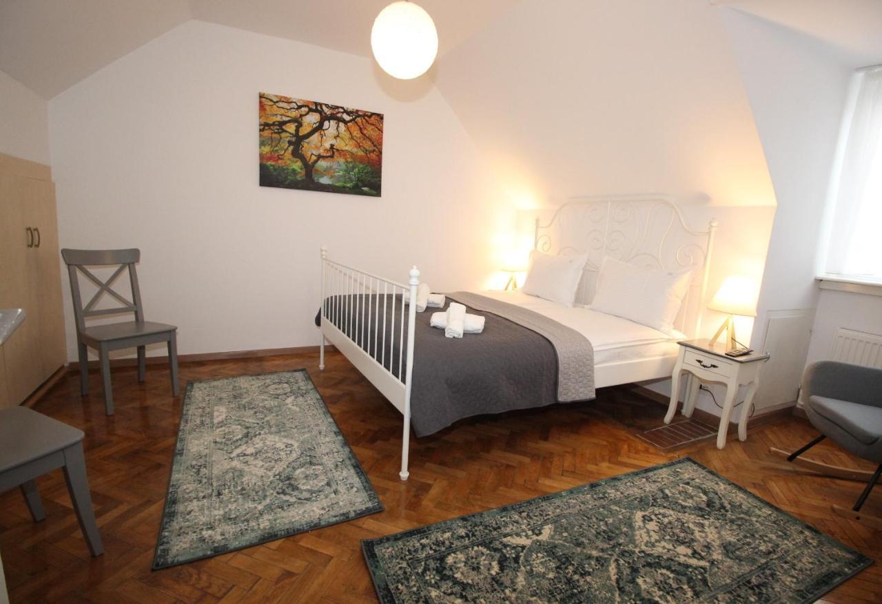 92 Residence Brasov Luaran gambar