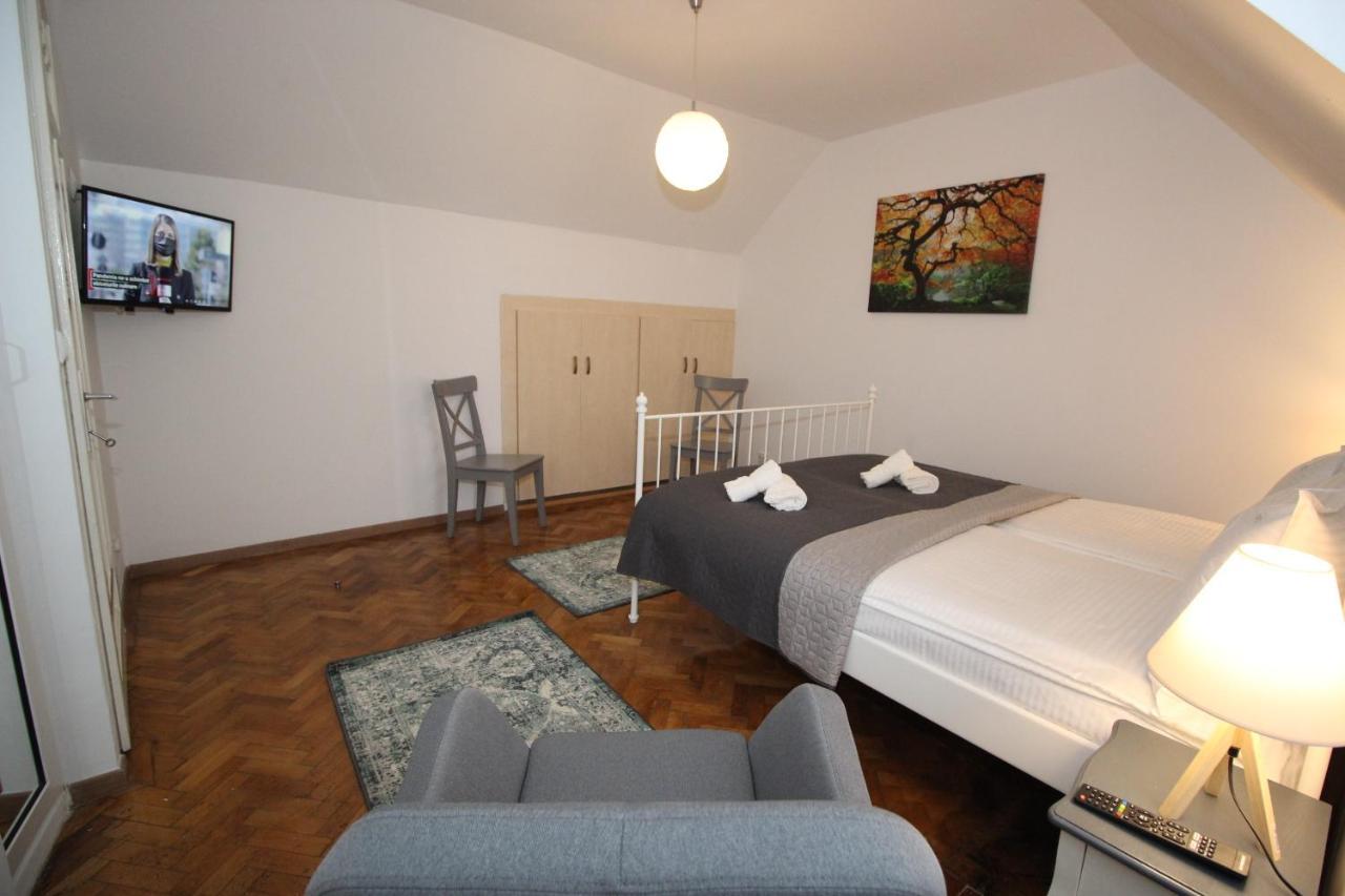 92 Residence Brasov Luaran gambar
