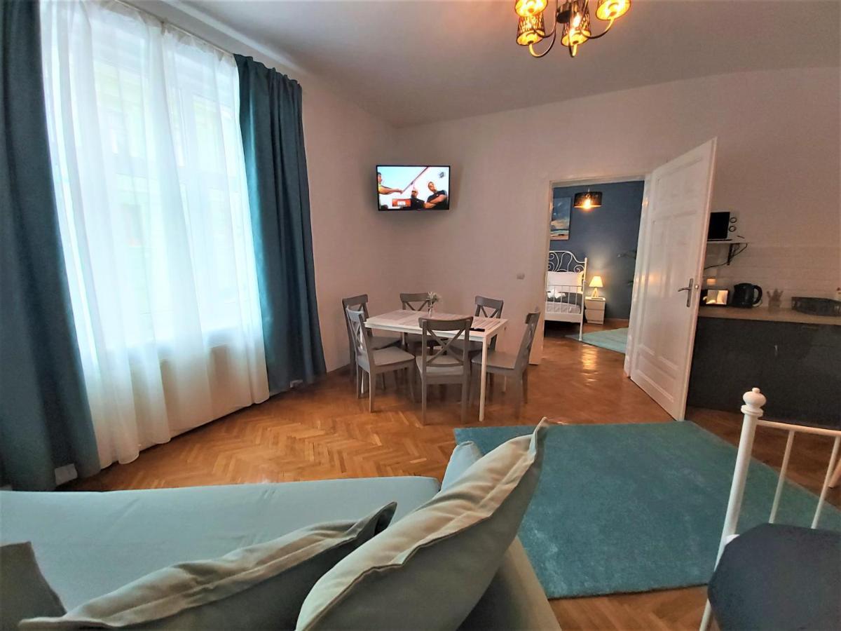 92 Residence Brasov Luaran gambar