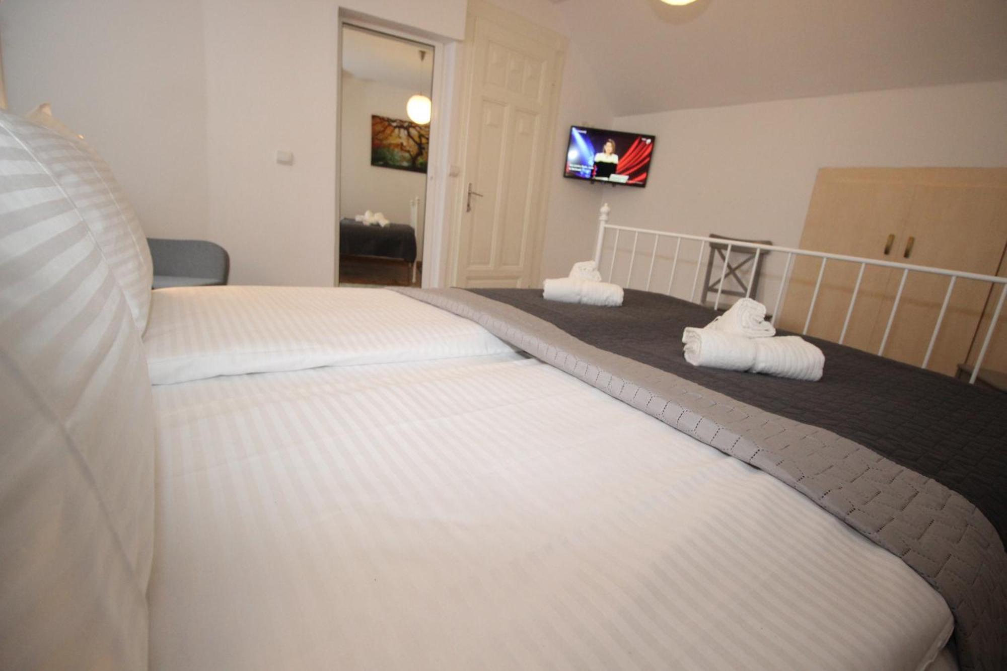 92 Residence Brasov Bilik gambar