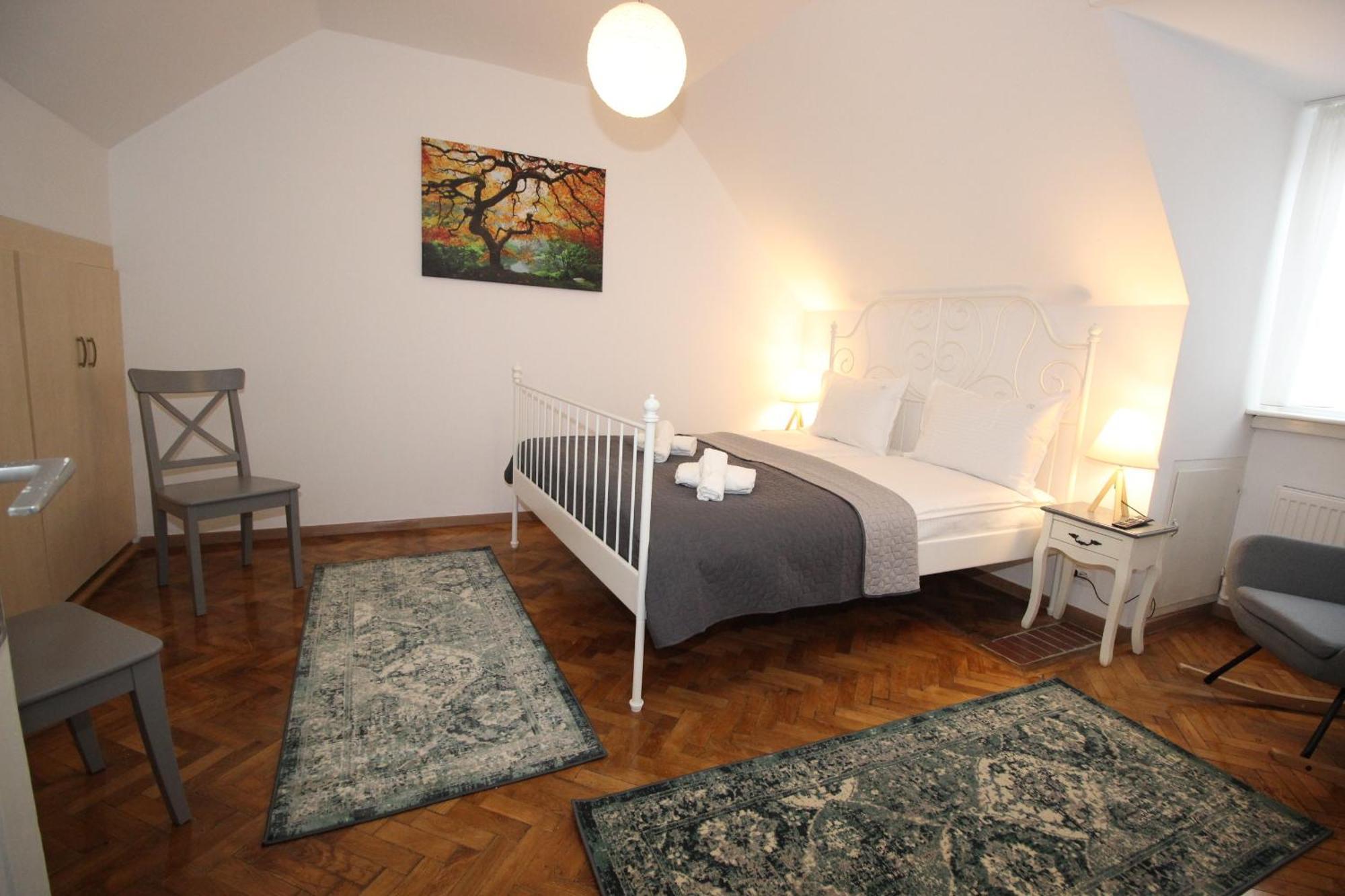 92 Residence Brasov Bilik gambar