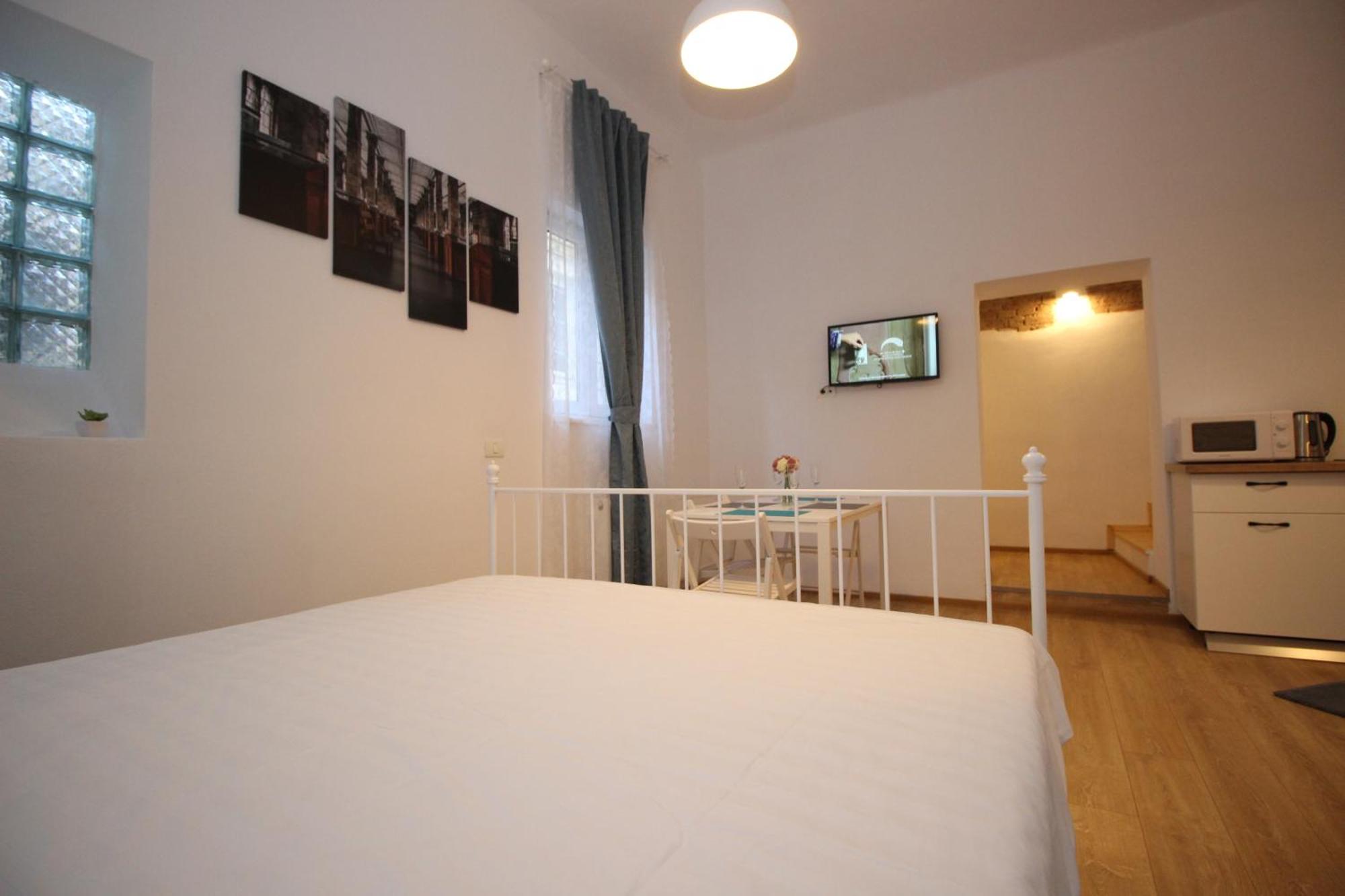 92 Residence Brasov Luaran gambar