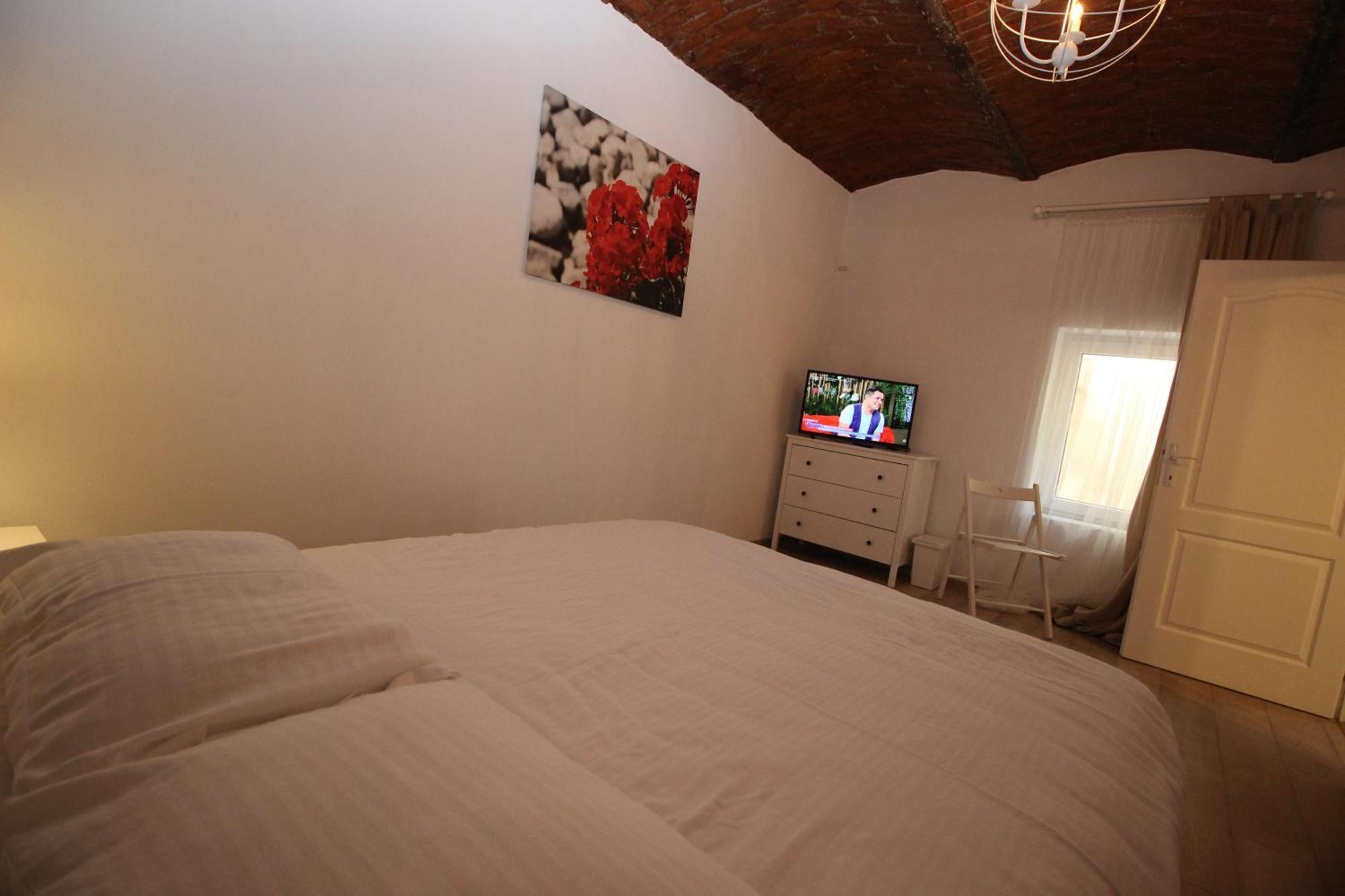 92 Residence Brasov Luaran gambar