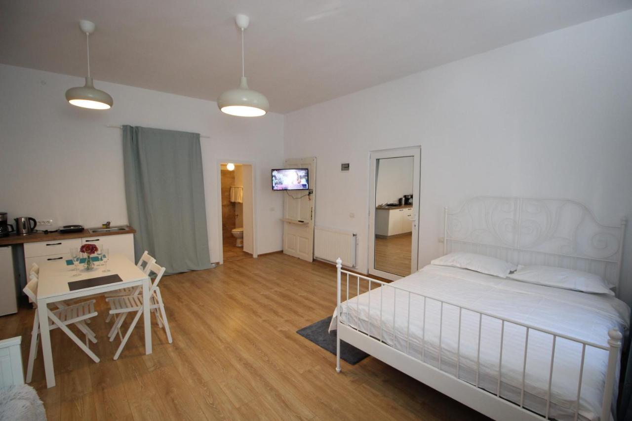 92 Residence Brasov Luaran gambar