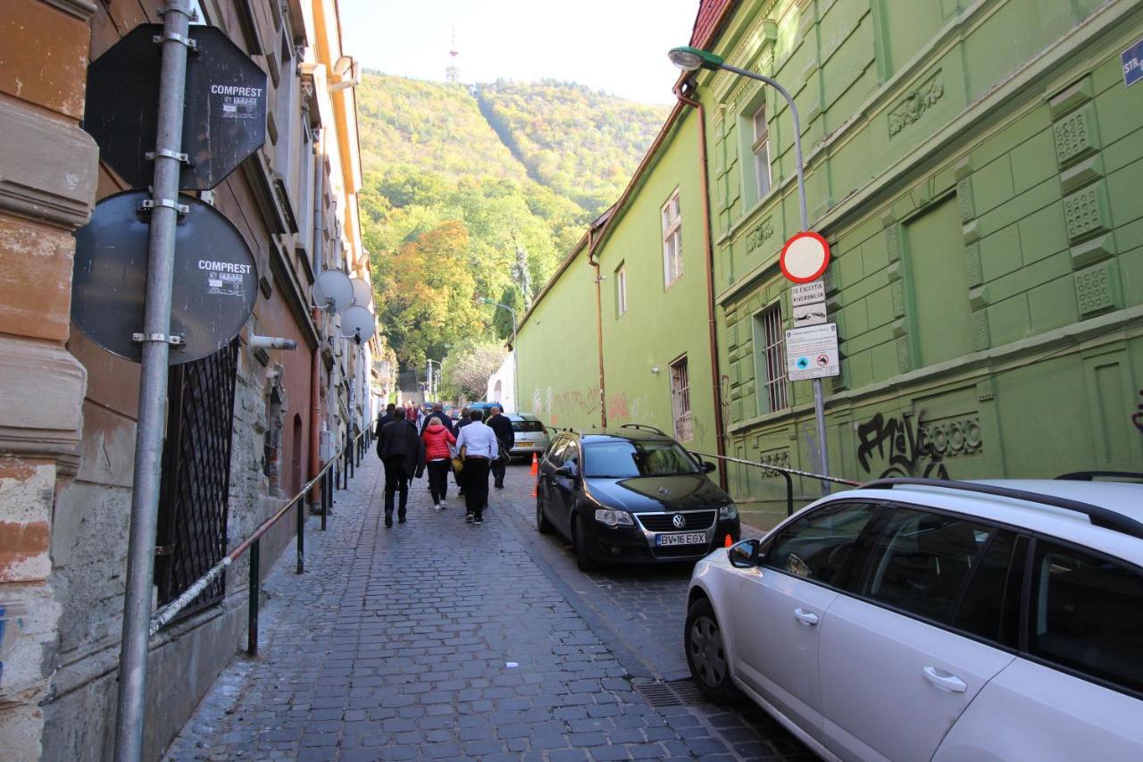 92 Residence Brasov Luaran gambar